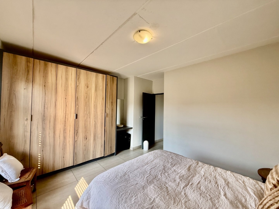 To Let 3 Bedroom Property for Rent in Melodie North West